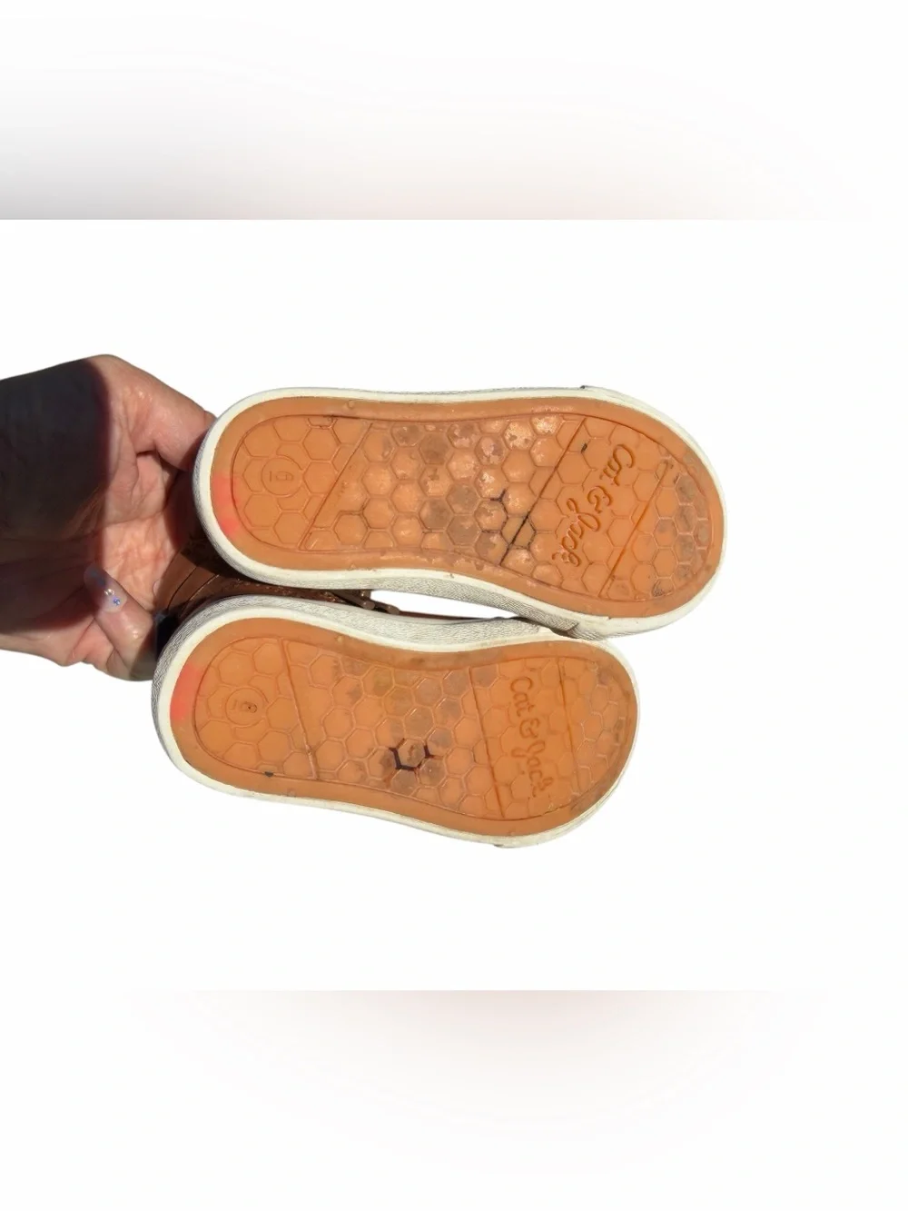 Cat & Jack  Kids Brown High-Top Sneakers with Navy Lining size 6 toddler